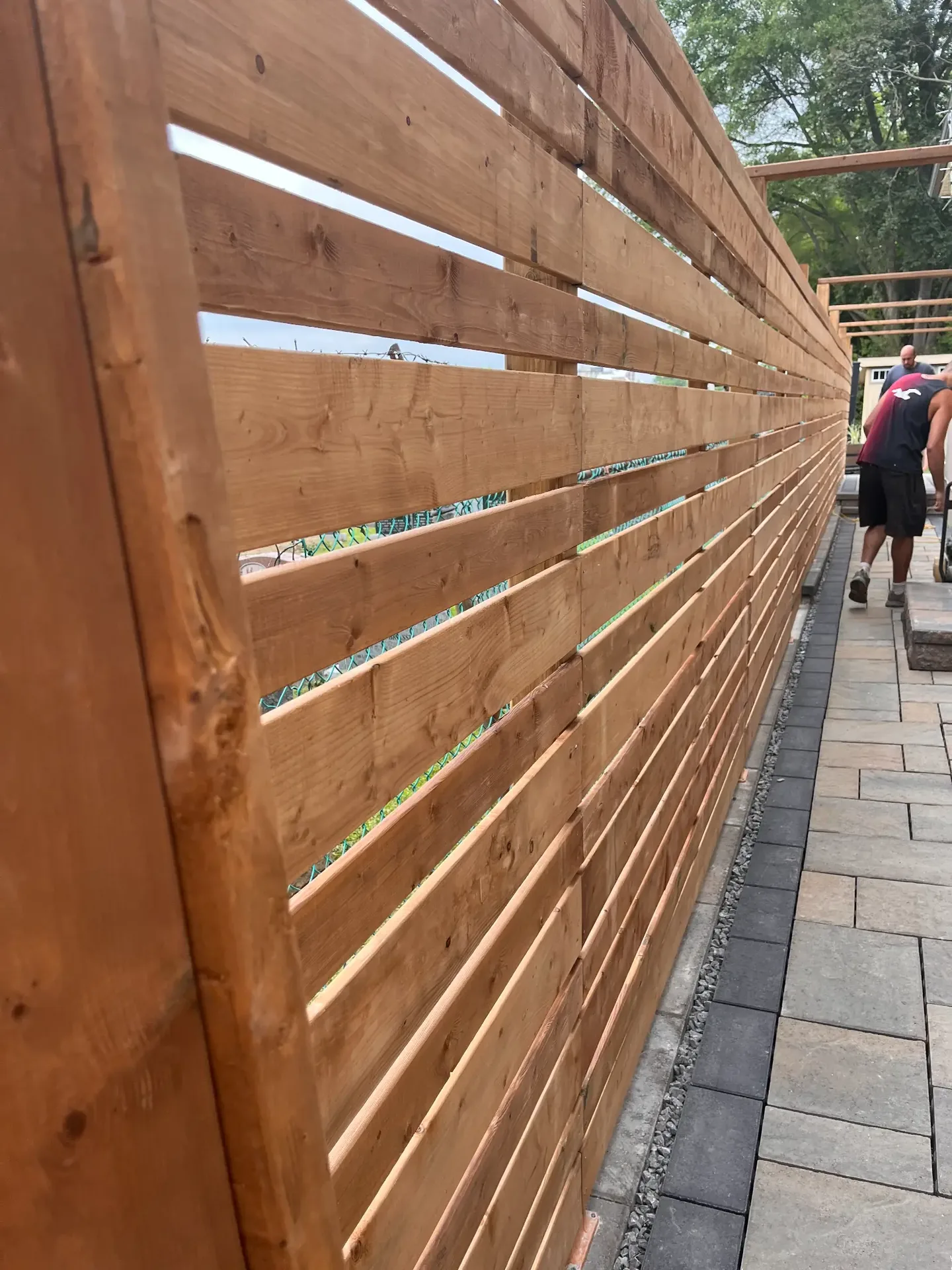 Horizontal wood privacy wall detail